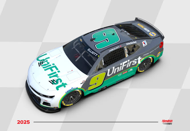Is Chase Elliot’s Throwback Paint Scheme a Total Disaster?
